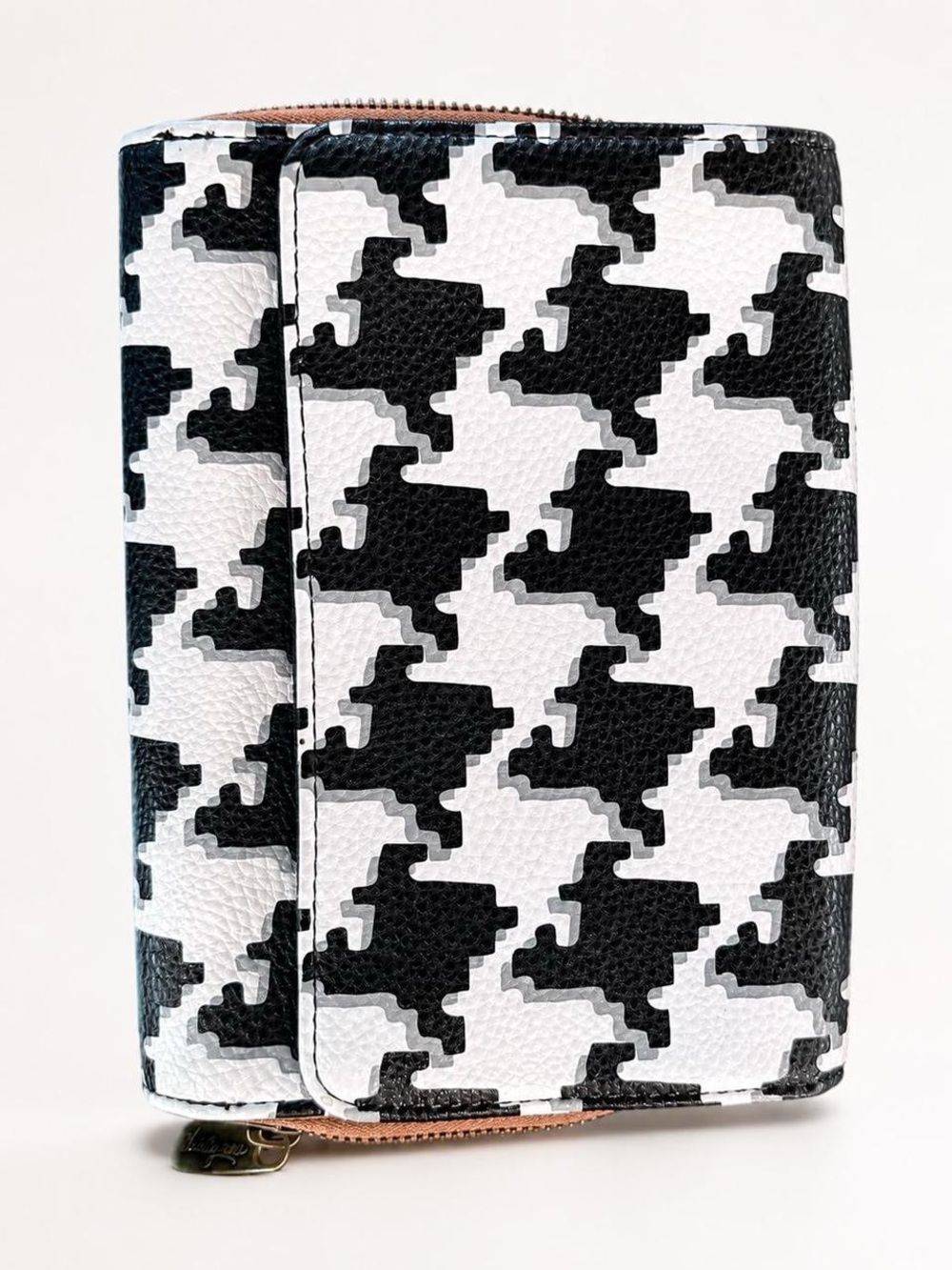 Thirty-One Houndstooth Flap Crossbody Wallet Clutch - Like New